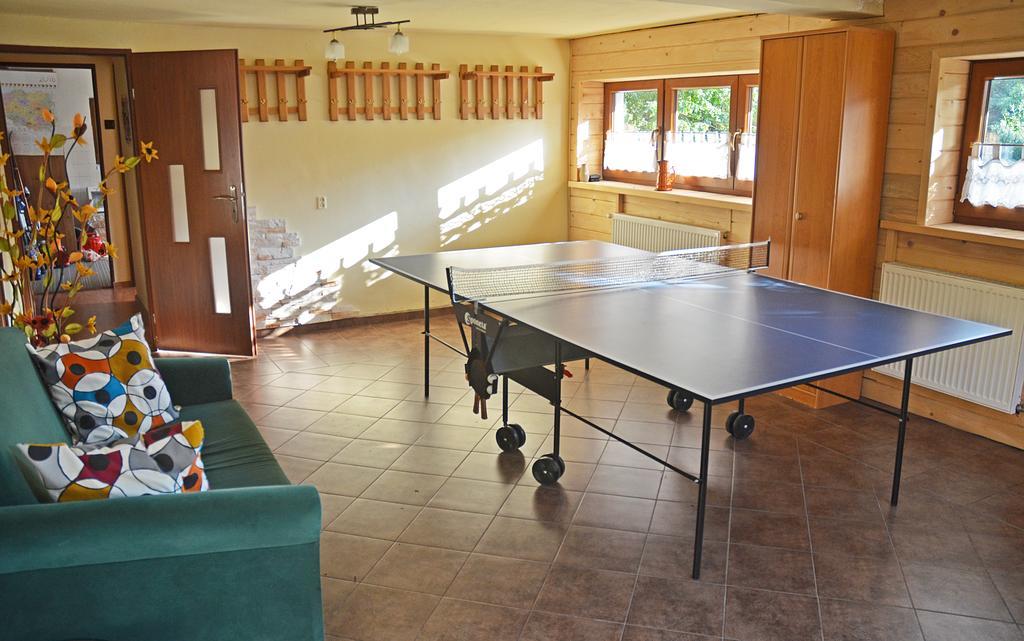 Willa Karolinka Stroza - Pet Friendly Myslenice Exterior photo
