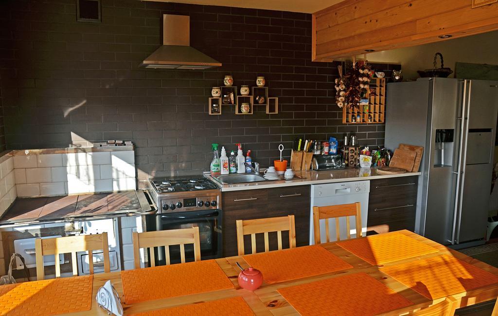 Willa Karolinka Stroza - Pet Friendly Myslenice Exterior photo
