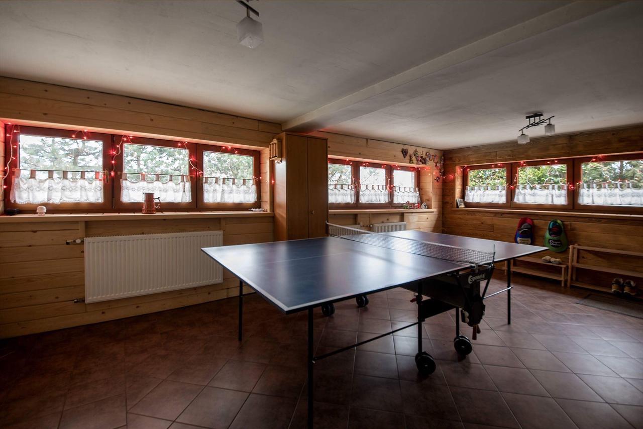 Willa Karolinka Stroza - Pet Friendly Myslenice Exterior photo