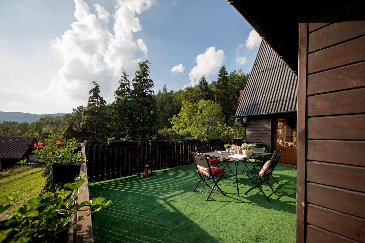 Willa Karolinka Stroza - Pet Friendly Myslenice Exterior photo